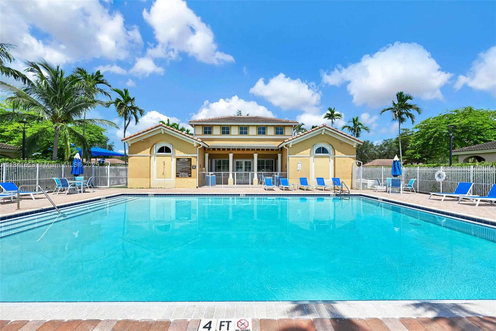 Three Lakes Miami, FL 33186 - Photo 48 of 54