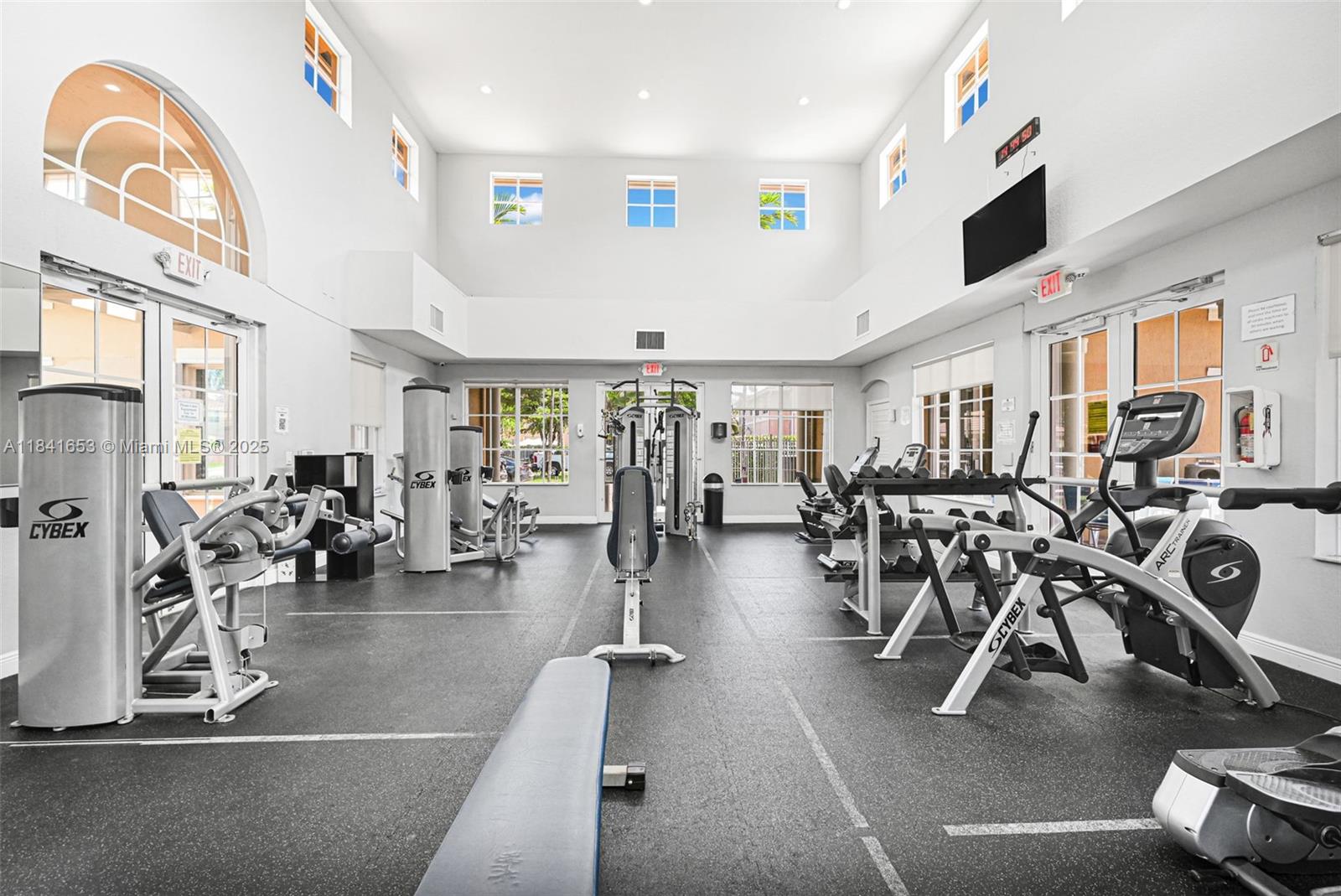 Three Lakes Miami, FL 33186 - Photo 52 of 54