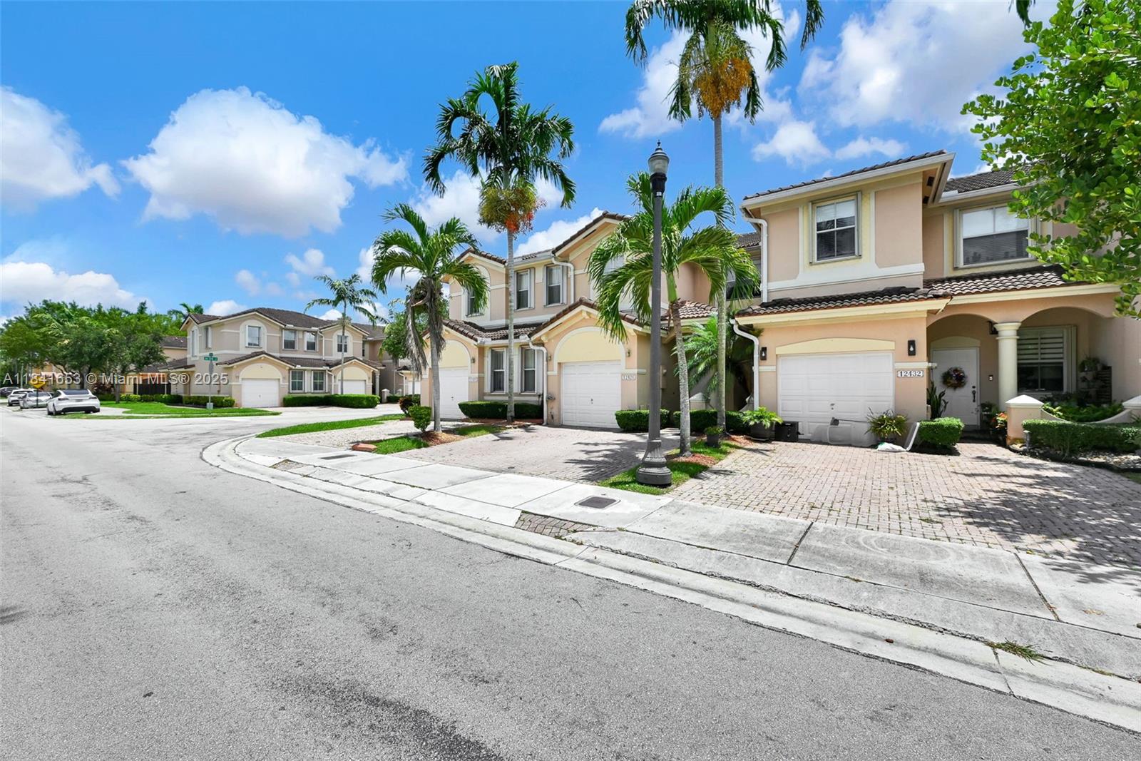 Three Lakes Miami, FL 33186 - Photo 54 of 54