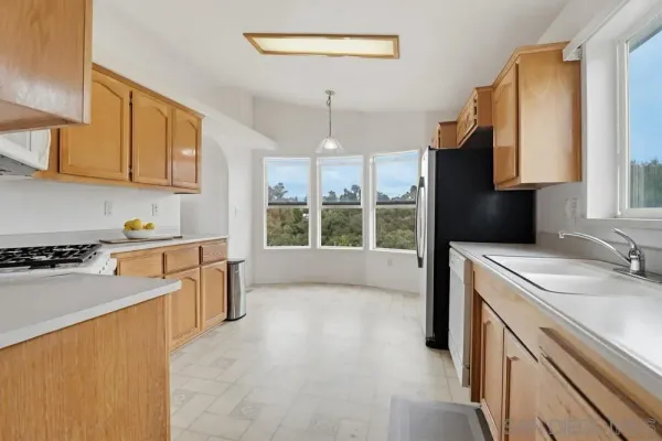 $281,000 | 300 Thornton Drive, Unit SPC 14, El Cajon, CA 92021