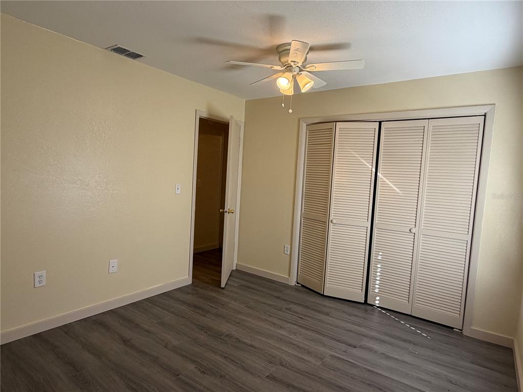 9221 Repondo Place New Port Richey, FL 34655 - Photo 8 of 21