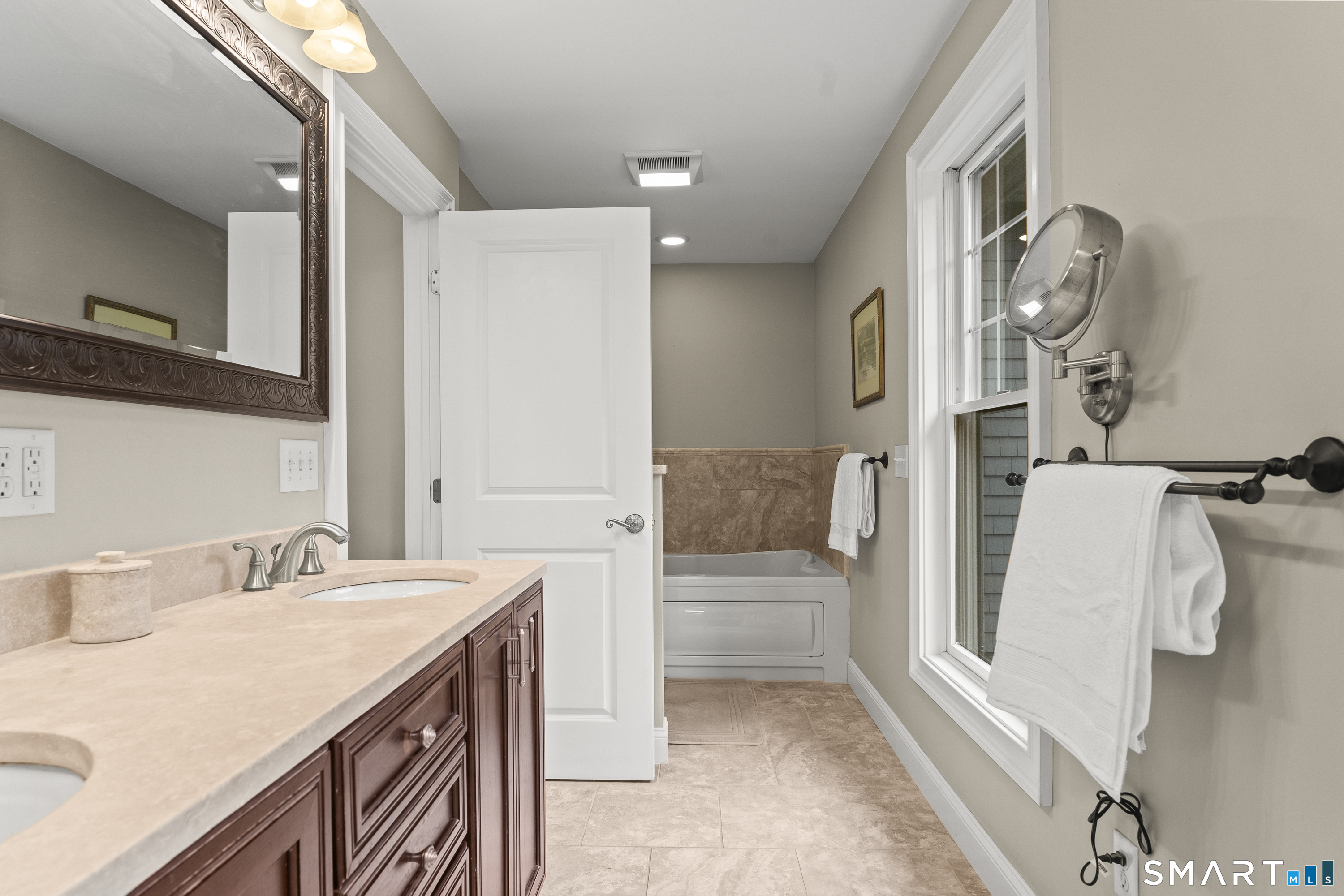 28 Sergeant Morgan Road Haddam, CT 06424 - Photo 21 of 39