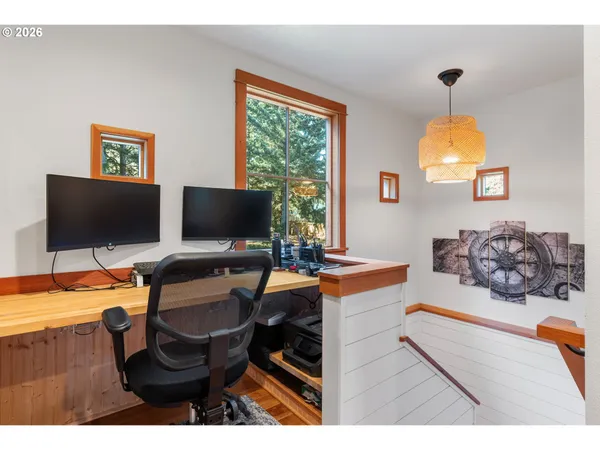 $699,000 | 32 Hamilton Avenue, Underwood, WA 98651