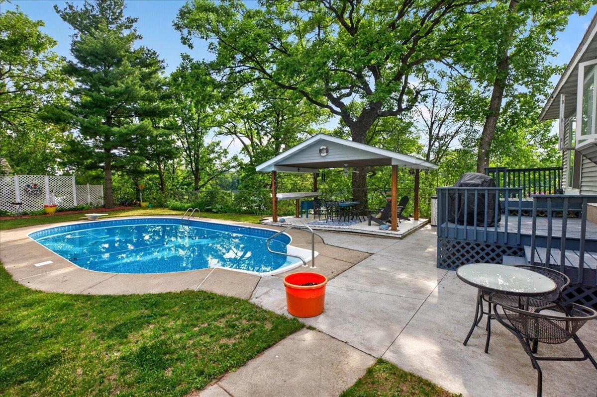 79 Long Lake Road Mahtomedi, MN 55115 - Photo 14 of 54