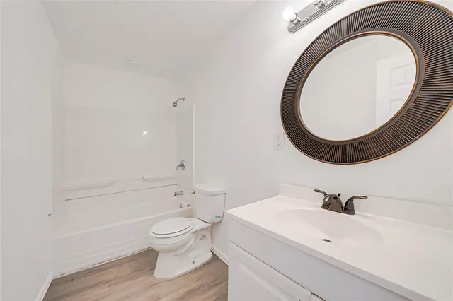 $2,700 | 7721 Mohawk Drive, Dallas, TX 75235