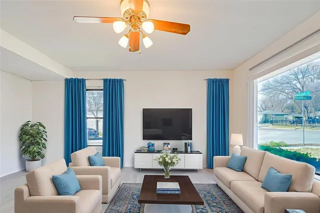 $2,700 | 7721 Mohawk Drive, Dallas, TX 75235