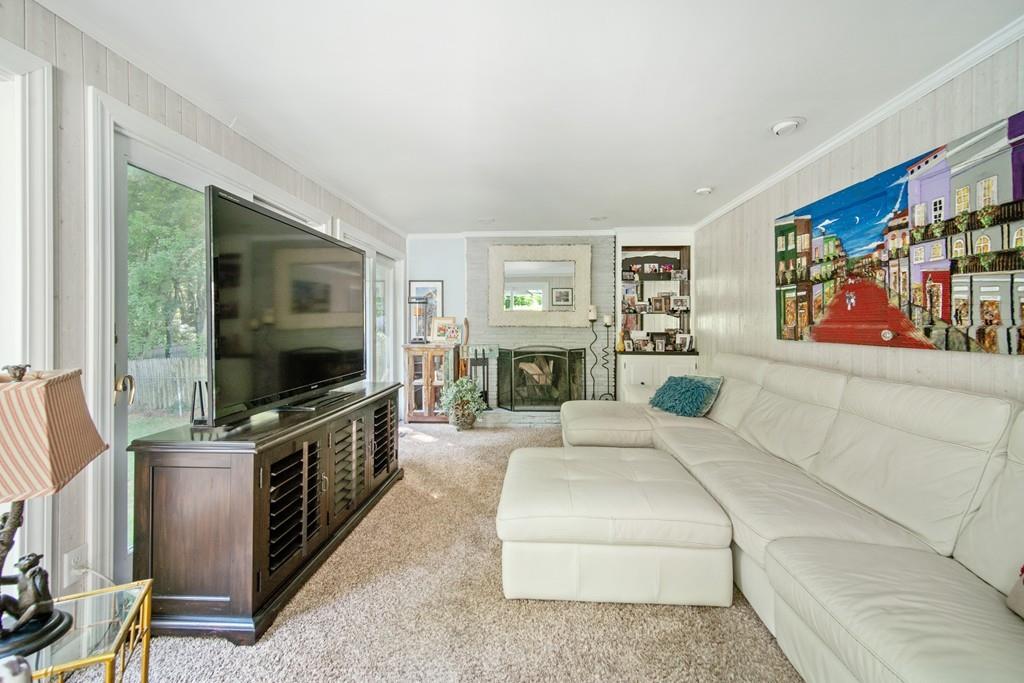 143 Inverness Lane Longmeadow, MA 01106 - Photo 12 of 32 Gallery Image 12