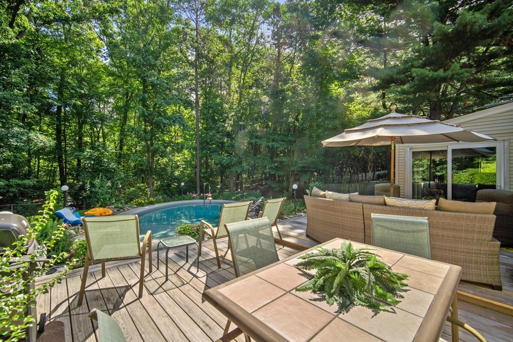 143 Inverness Lane Longmeadow, MA 01106 - Photo 13 of 32 Gallery Image 13