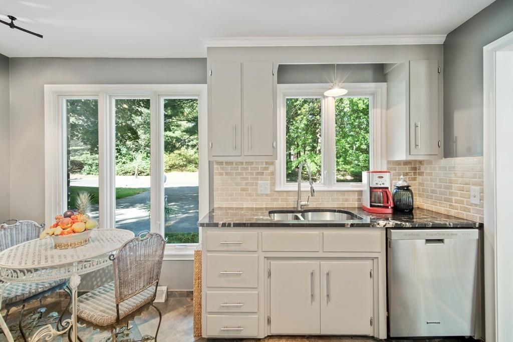 143 Inverness Lane Longmeadow, MA 01106 - Photo 16 of 32 Gallery Image 16