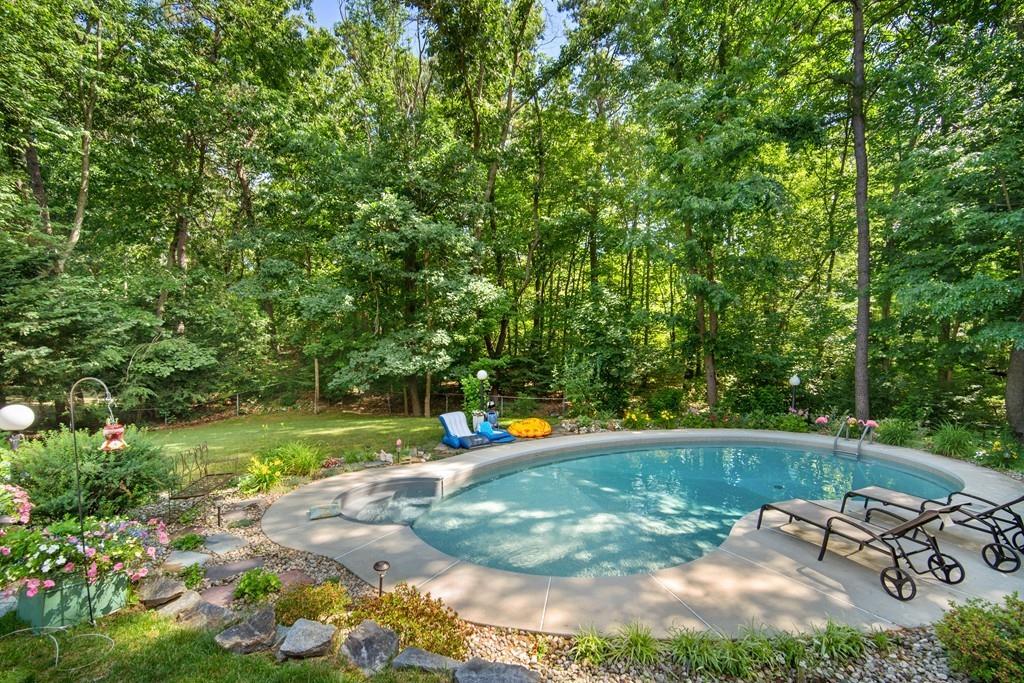143 Inverness Lane Longmeadow, MA 01106 - Photo 31 of 32 Gallery Image 31