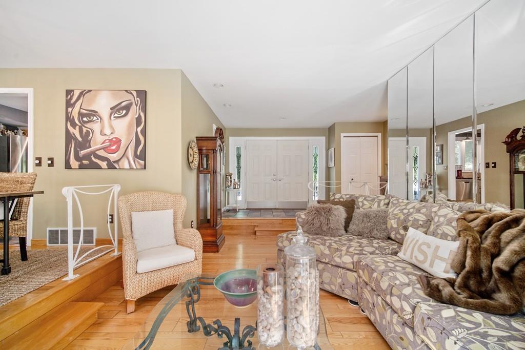 143 Inverness Lane Longmeadow, MA 01106 - Photo 6 of 32 Gallery Image 6