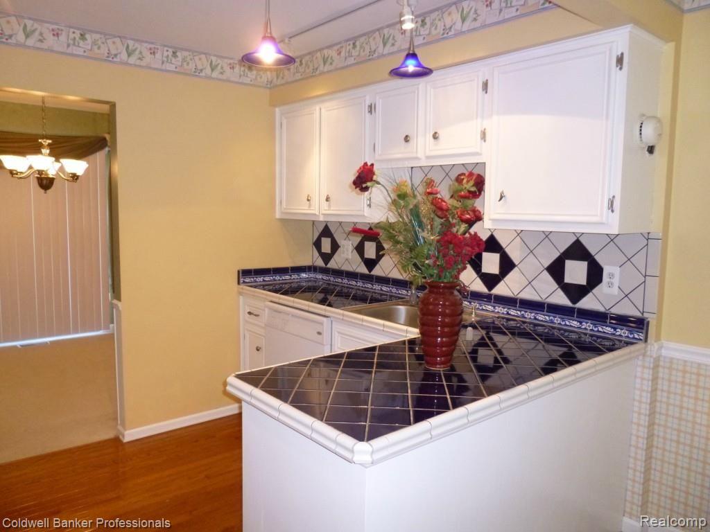 157 Stratford Lane, Unit 126 Rochester, MI 48309 - Photo 6 of 30