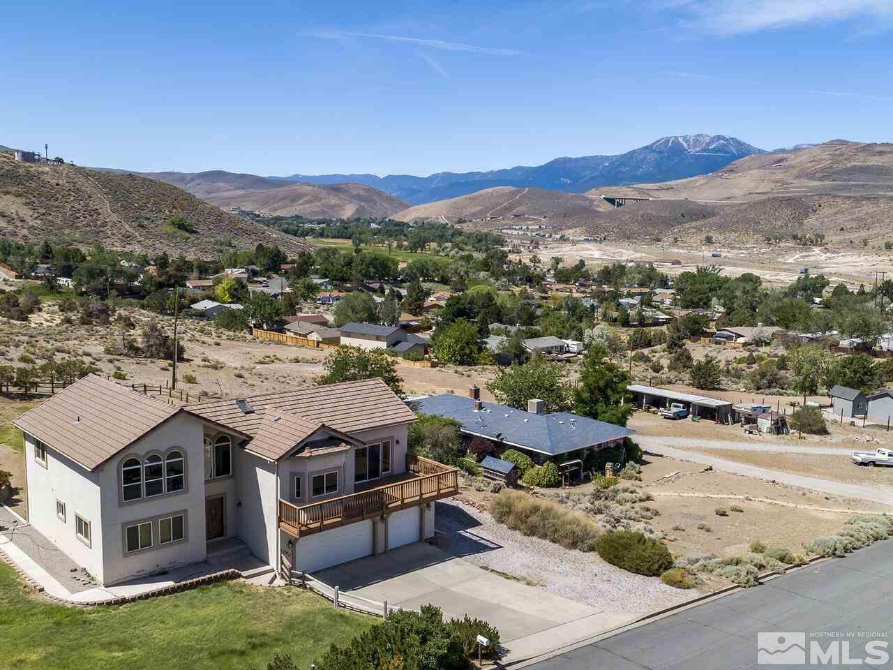 1090 Reese Way Reno, NV 89521 - Photo 9 of 33 a view of a city in middle of the house