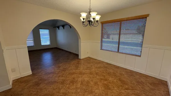 $2,300 | 4930 West Torrey Pines Circle, Glendale, AZ 85308
