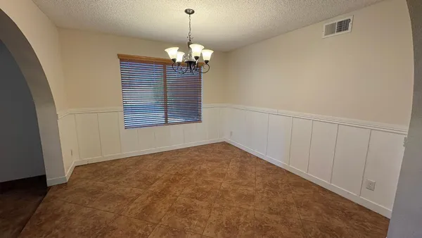 $2,300 | 4930 West Torrey Pines Circle, Glendale, AZ 85308
