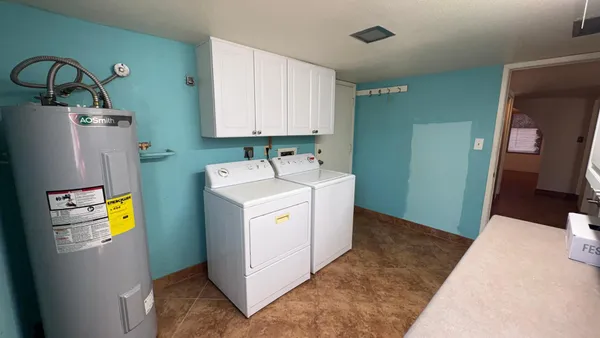 $2,300 | 4930 West Torrey Pines Circle, Glendale, AZ 85308