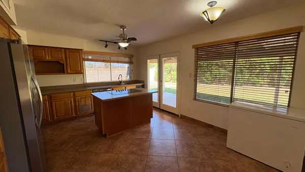$2,300 | 4930 West Torrey Pines Circle, Glendale, AZ 85308