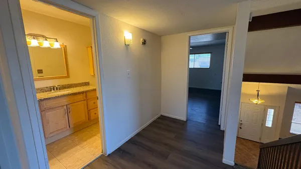 $2,300 | 4930 West Torrey Pines Circle, Glendale, AZ 85308