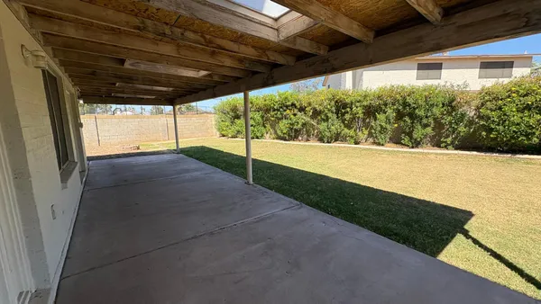$2,300 | 4930 West Torrey Pines Circle, Glendale, AZ 85308