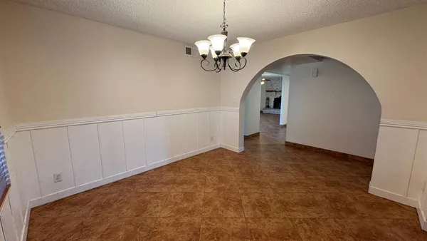 $2,300 | 4930 West Torrey Pines Circle, Glendale, AZ 85308
