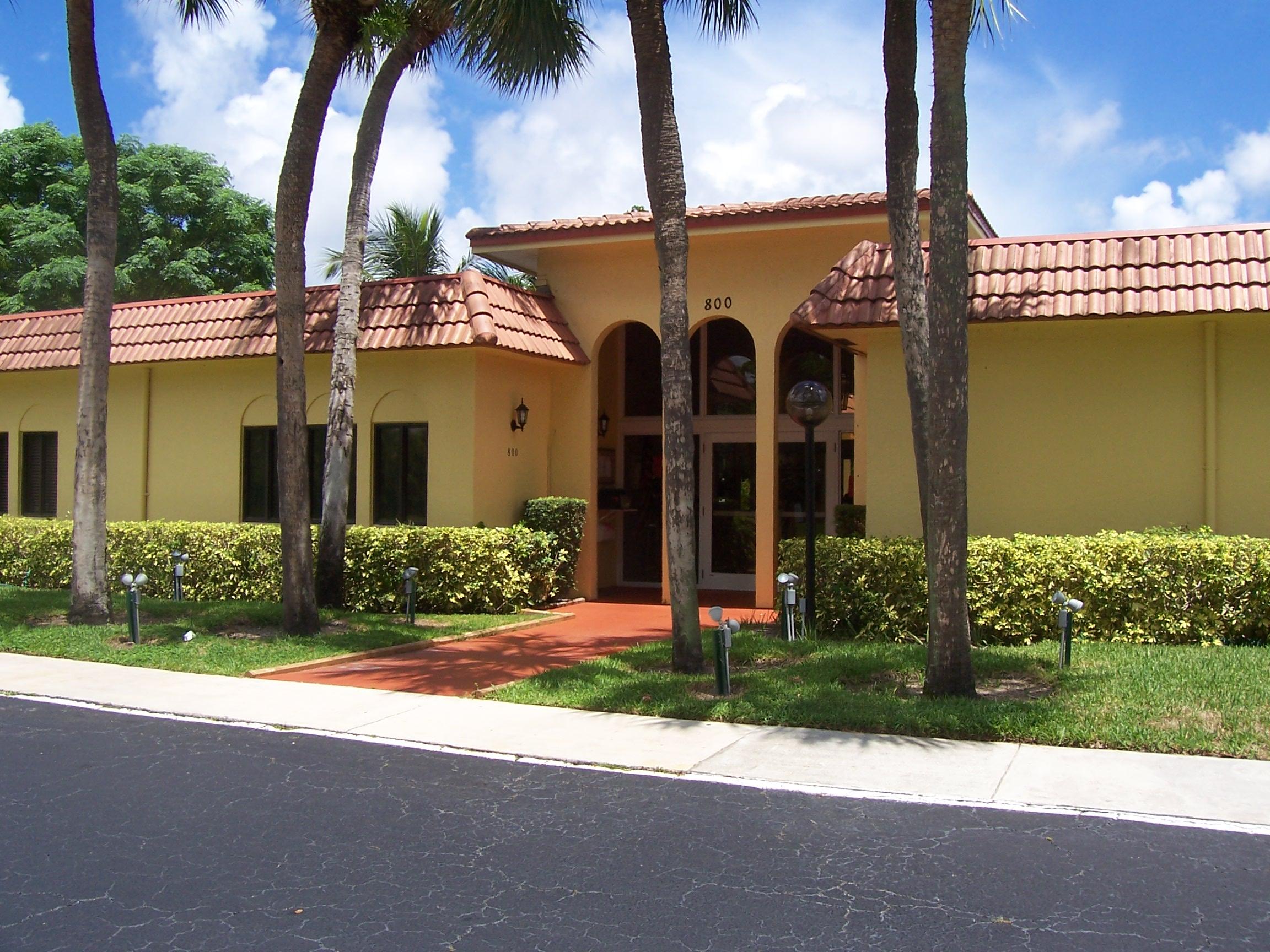 872 Southwest 9th St Circle, Unit 203 Boca Raton, FL 33486 - Photo 3 of 15 CLUBHOUSE