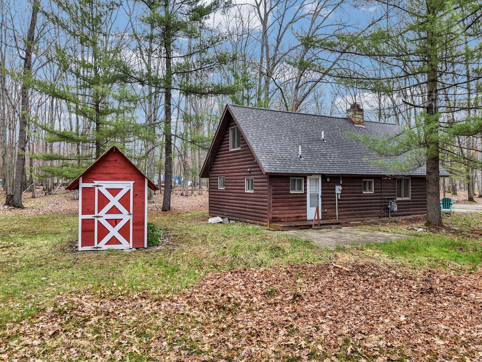 4100 School Road Roscommon, MI 48653 - Photo 34 of 42 DJI_20260512082329_0463_D