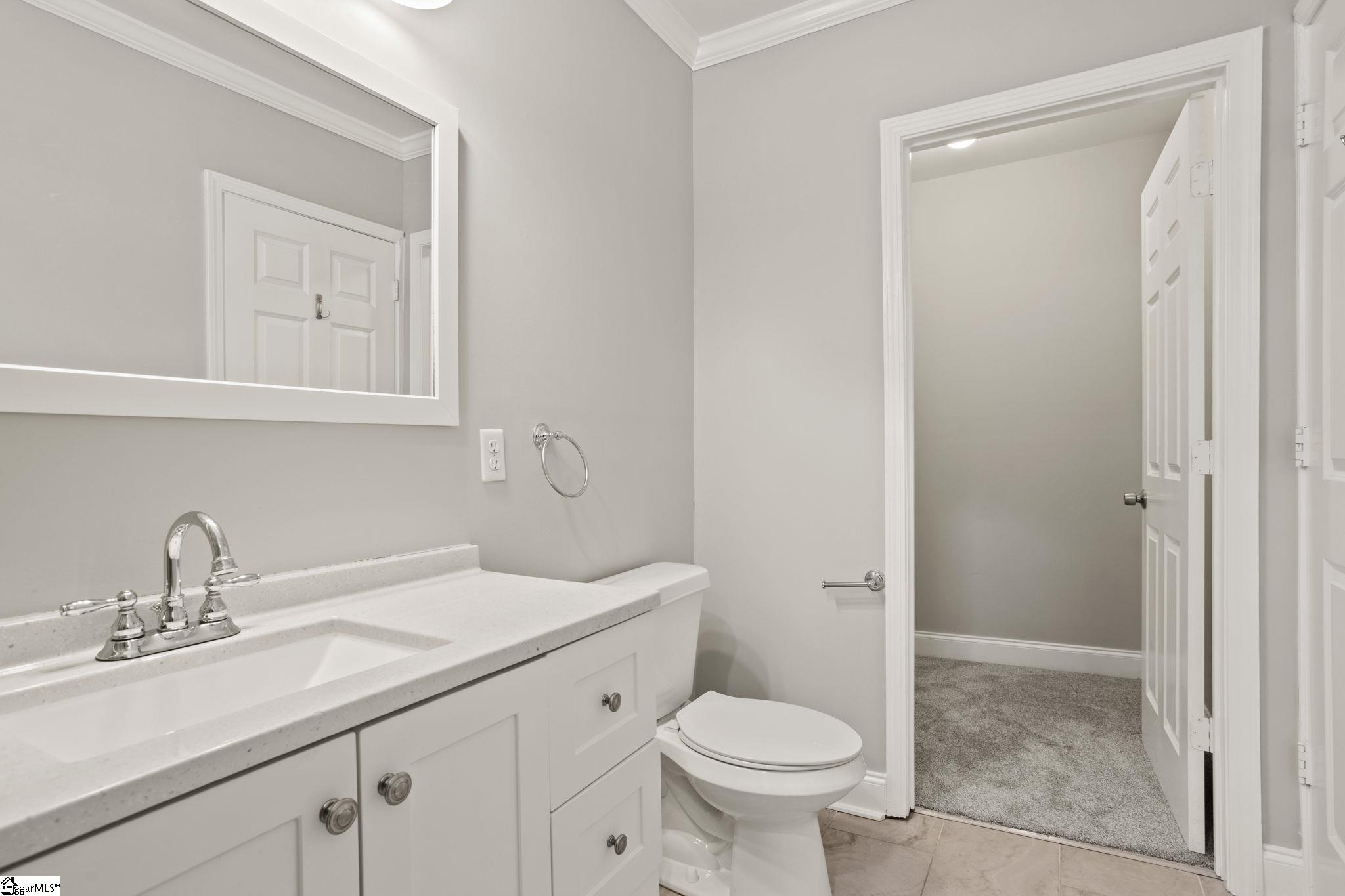 38 4th Avenue Greenville, SC 29611 - Photo 19 of 33