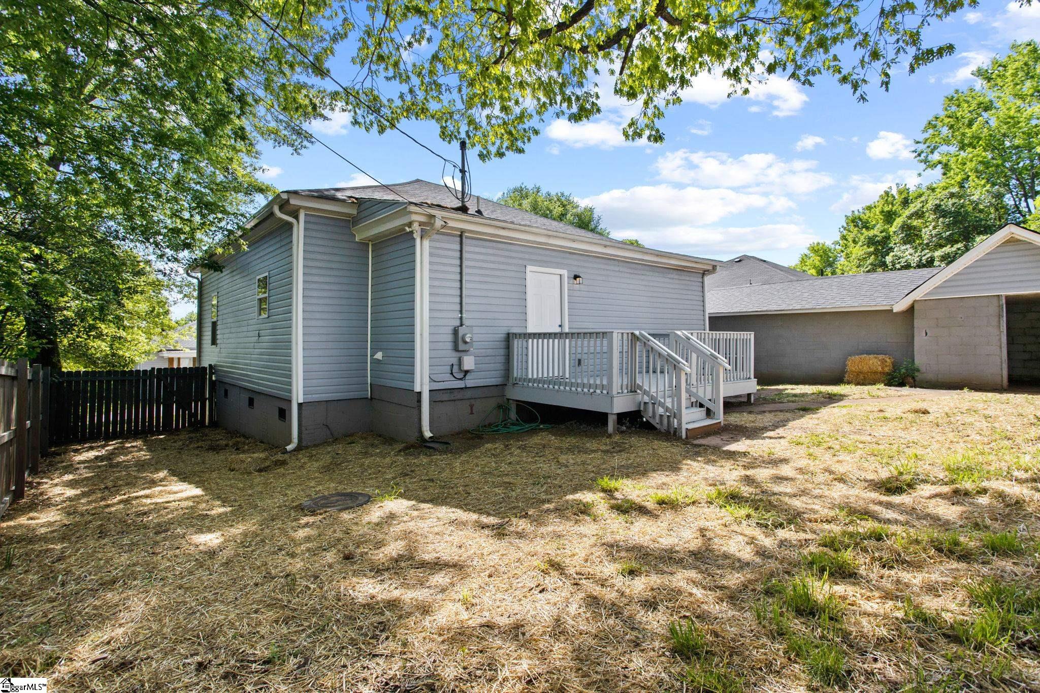38 4th Avenue Greenville, SC 29611 - Photo 23 of 33