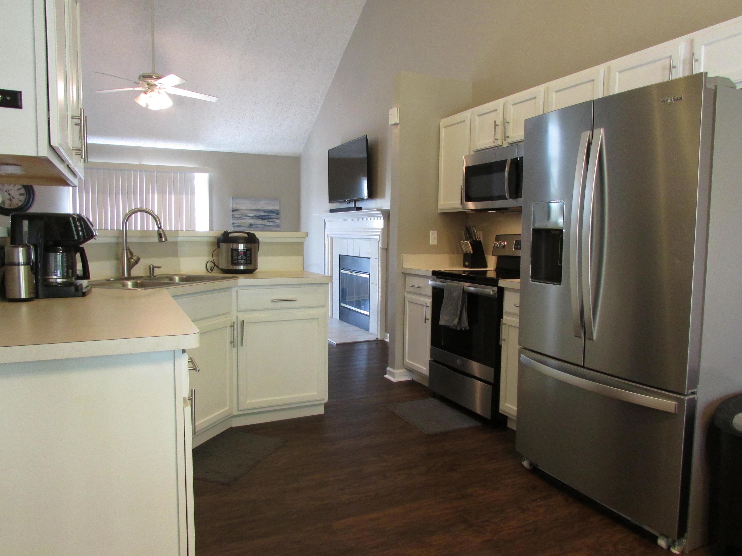 325 Holly Grove Road Lewis Center, OH 43035 - Photo 5 of 25 Gallery Image 5