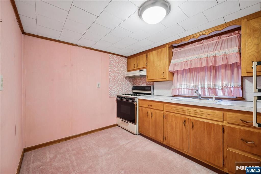 619 Lewandowski Street Lyndhurst, NJ 07071 - Photo 25 of 31