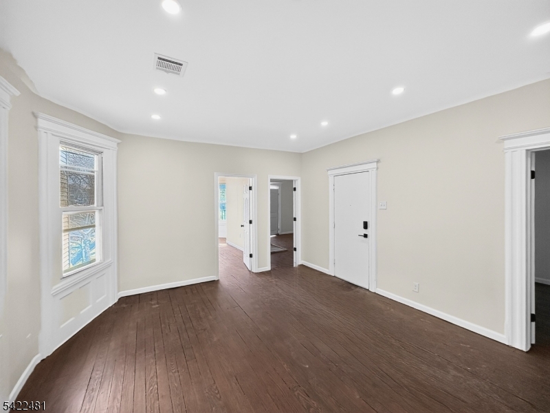 345 Walnut Street, Unit 2R Newark, NJ 07105 - Photo 14 of 41