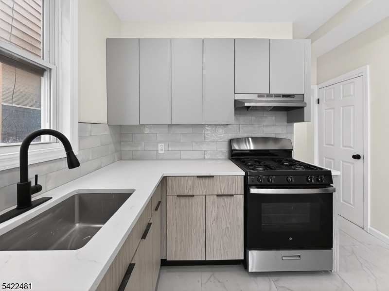 345 Walnut Street, Unit 2R Newark, NJ 07105 - Photo 23 of 41