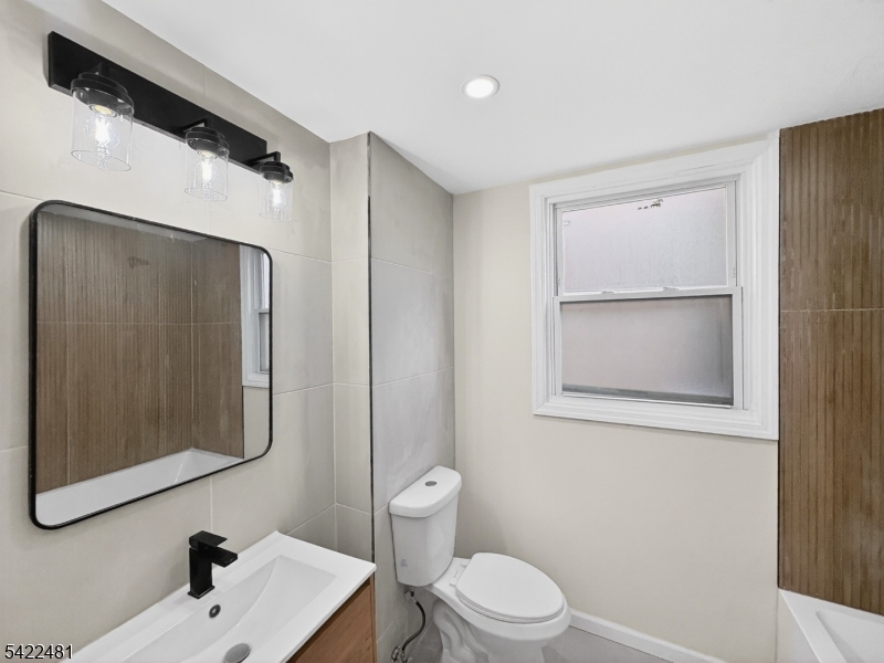 345 Walnut Street, Unit 2R Newark, NJ 07105 - Photo 33 of 41
