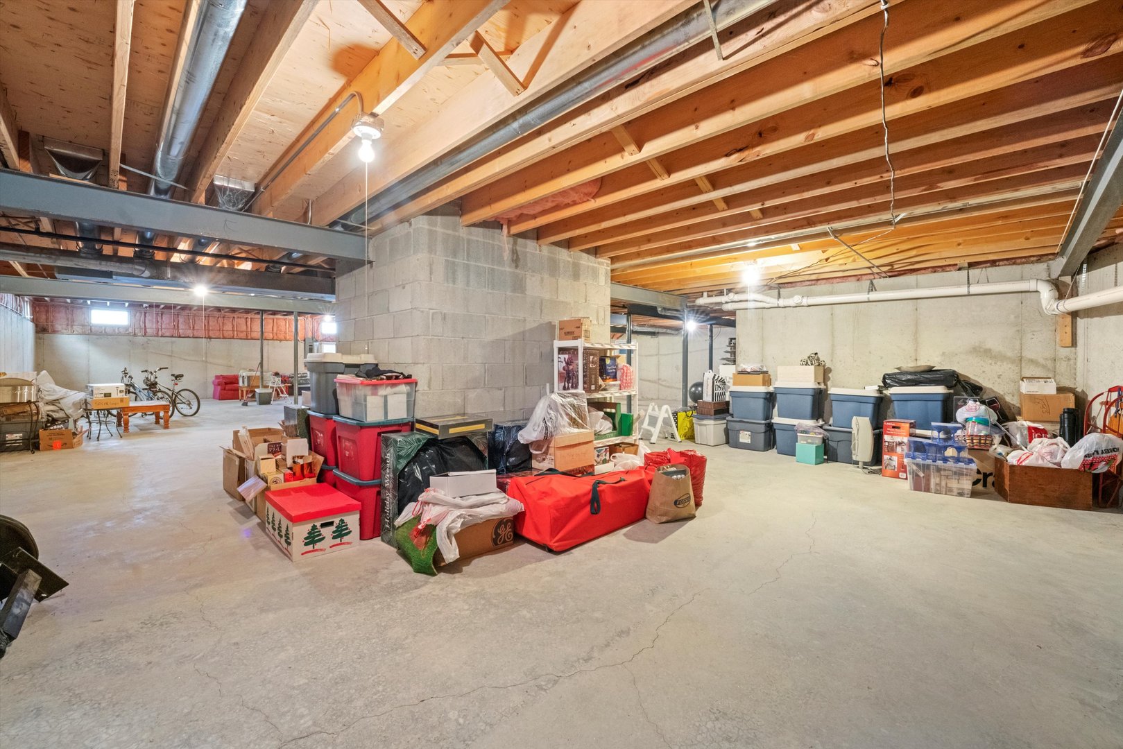 7428 Ridgefield Lane Tinley Park, IL 60487 - Photo 35 of 43 a view of a room with gym equipment