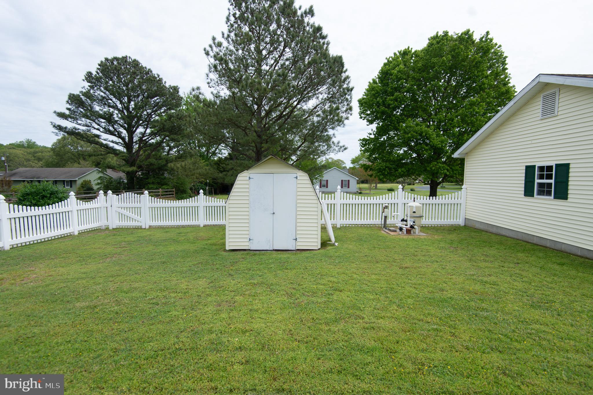 5433 Whitehall Road Cambridge, MD 21613 - Photo 48 of 54 exterior rear