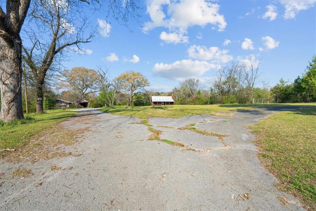 5745 Northcutt Road Fairburn, GA 30213 - Photo 12 of 30