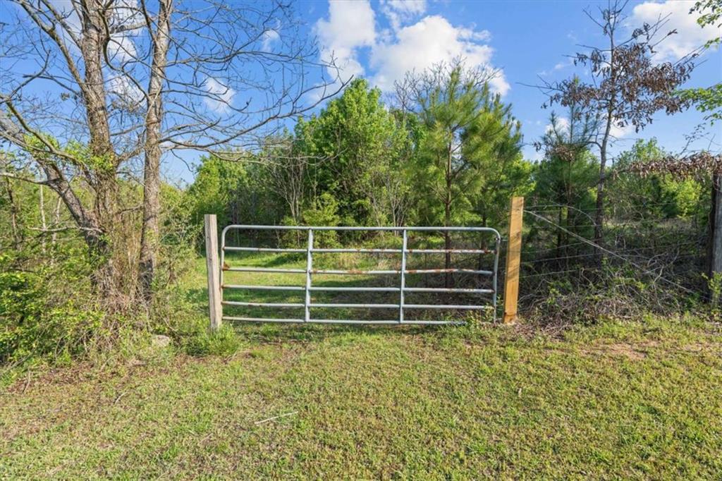 5745 Northcutt Road Fairburn, GA 30213 - Photo 17 of 30