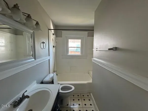 $1,375 | 1219 Randolph Avenue, Greensboro, NC 27406