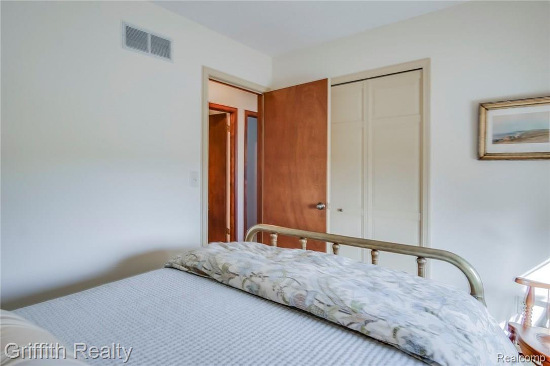 8905 Lee Road Brighton, MI 48116 - Photo 36 of 46 DSC05695Blended.jpg