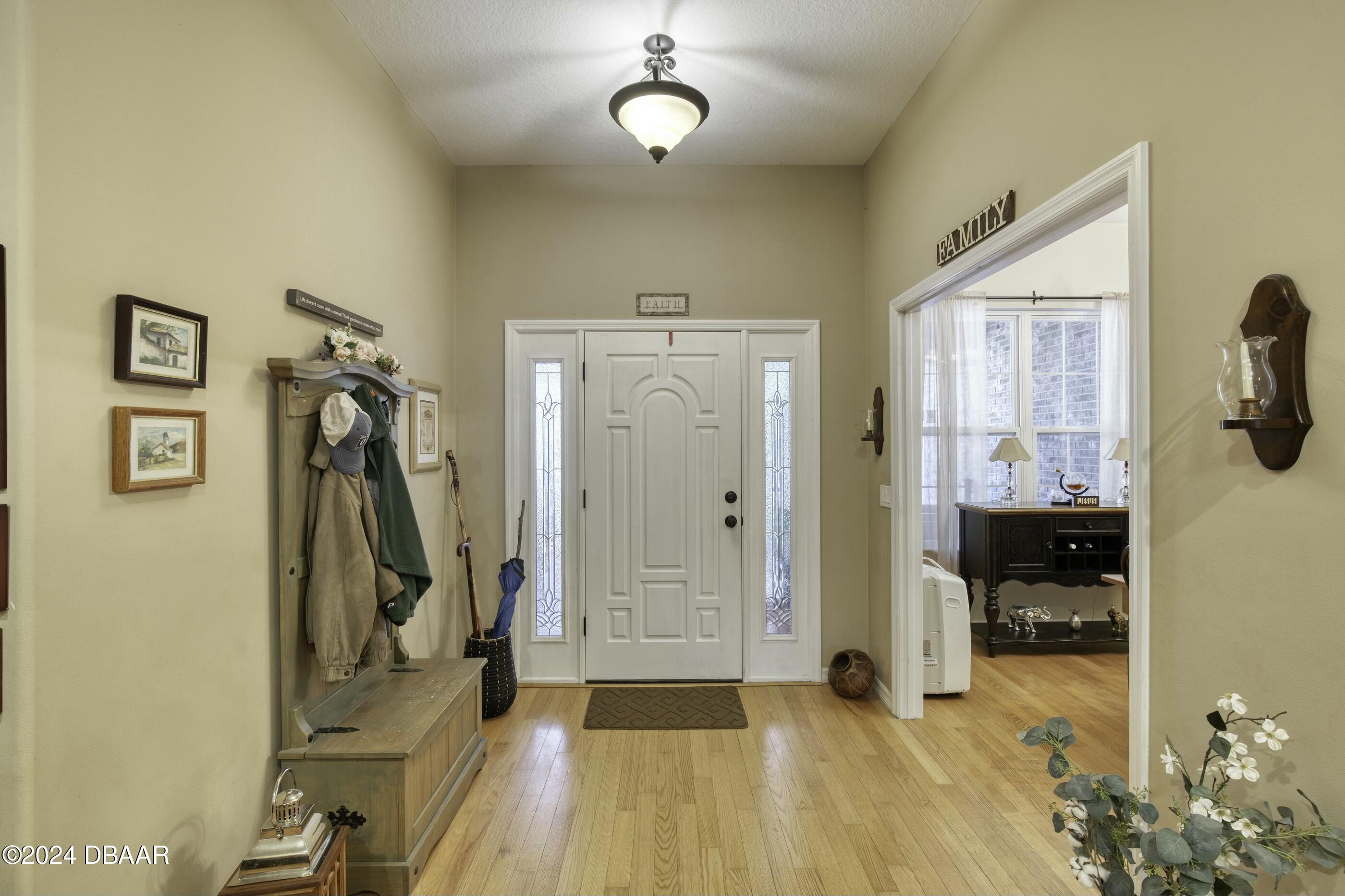 4660 Tree Top Lane Edgewater, FL 32141 - Photo 11 of 66 tempImage849W0r