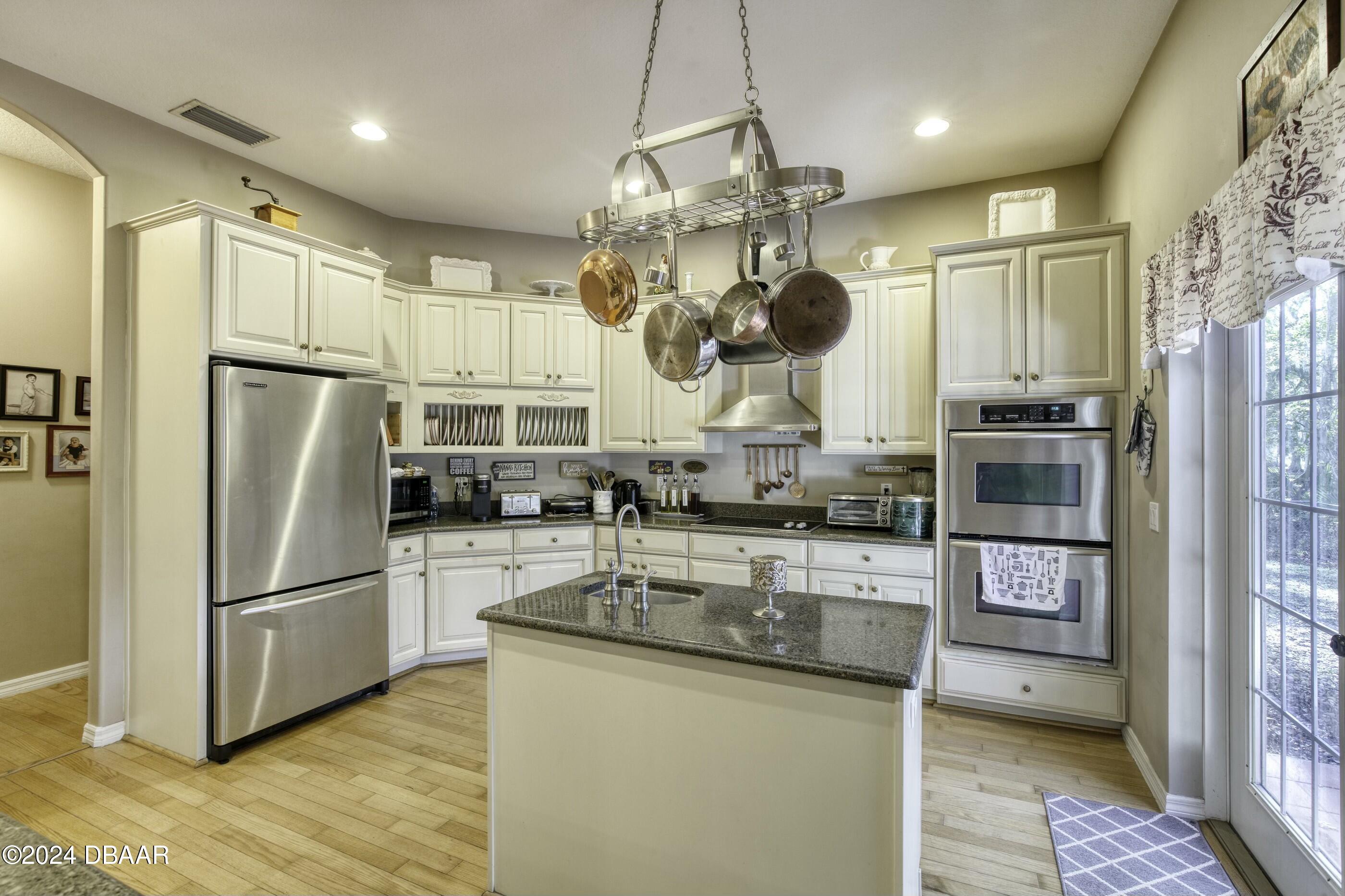 4660 Tree Top Lane Edgewater, FL 32141 - Photo 19 of 66 tempImage7nCY49