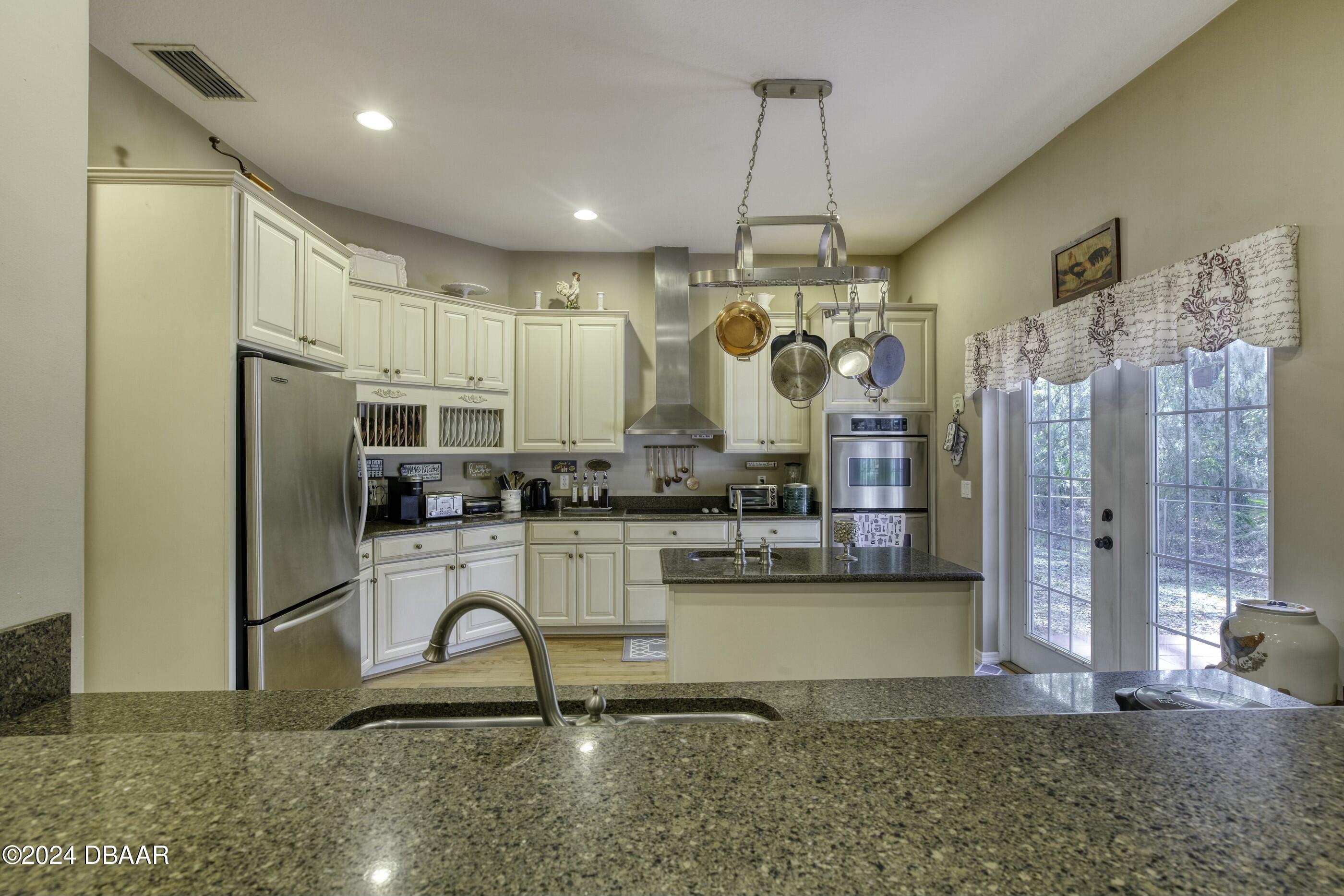 4660 Tree Top Lane Edgewater, FL 32141 - Photo 22 of 66 tempImageMcdhiO