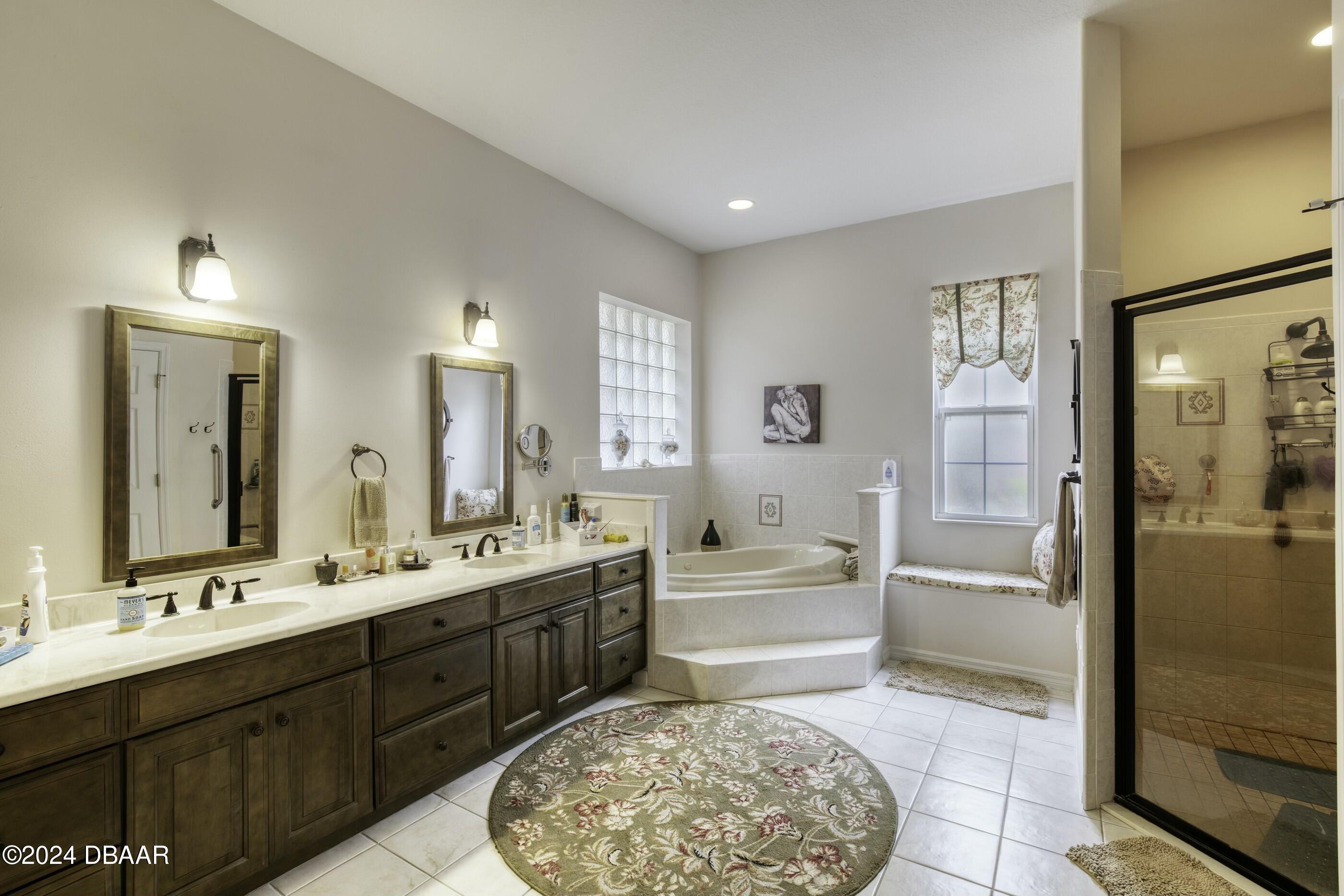 4660 Tree Top Lane Edgewater, FL 32141 - Photo 31 of 66 tempImage8Dw1zL