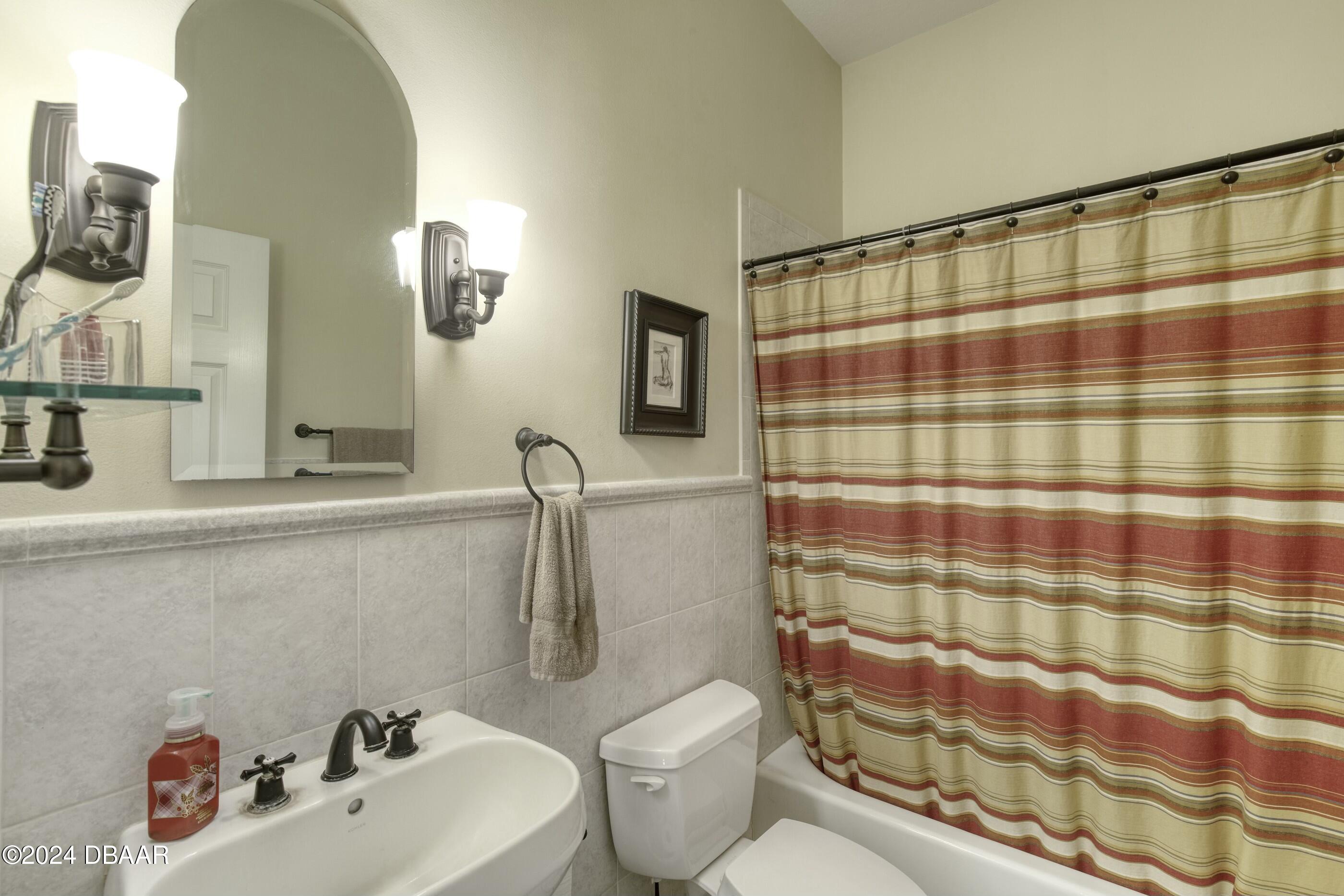 4660 Tree Top Lane Edgewater, FL 32141 - Photo 38 of 66 tempImageC0ryhk