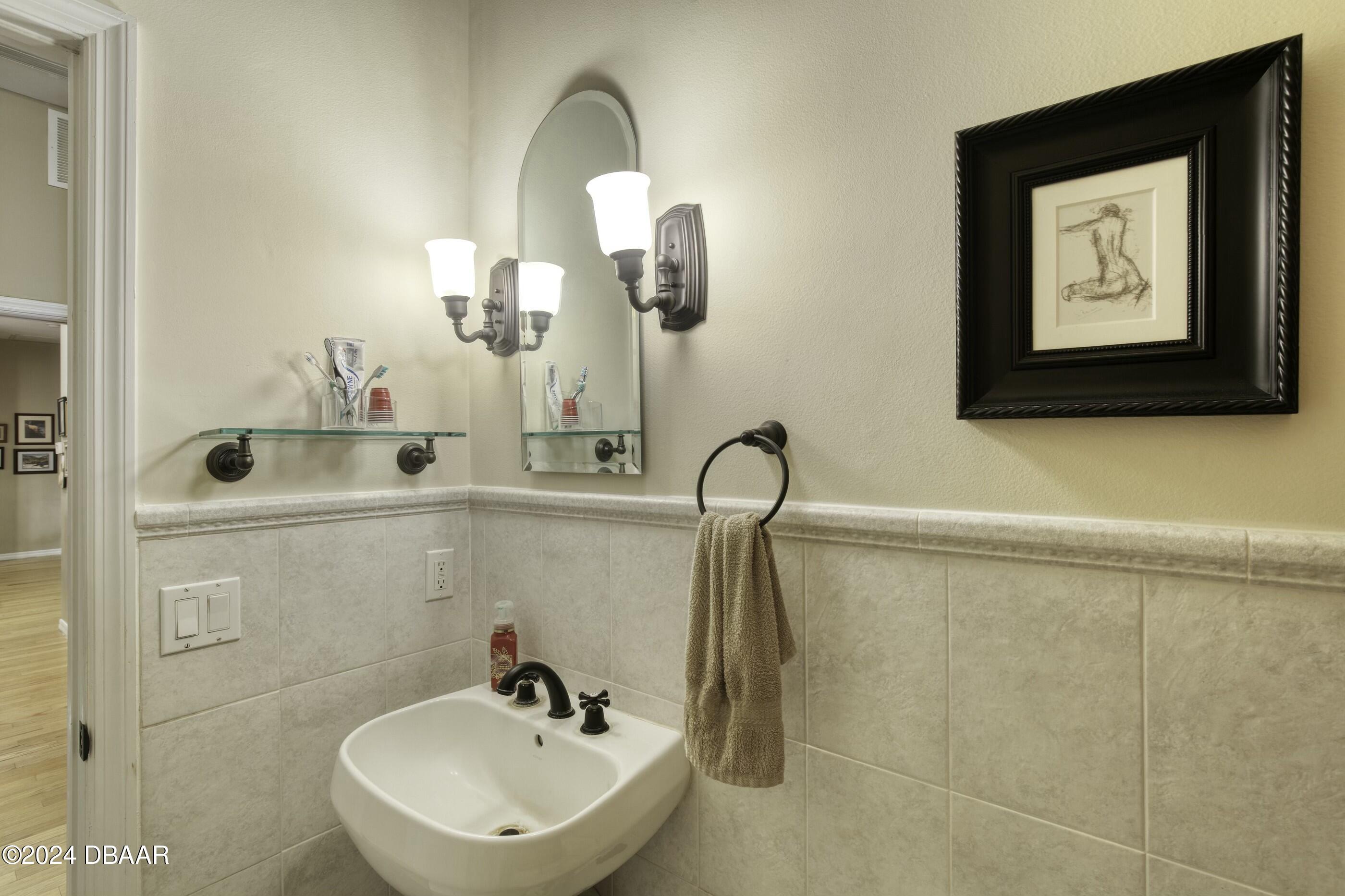 4660 Tree Top Lane Edgewater, FL 32141 - Photo 39 of 66 tempImageG99d82