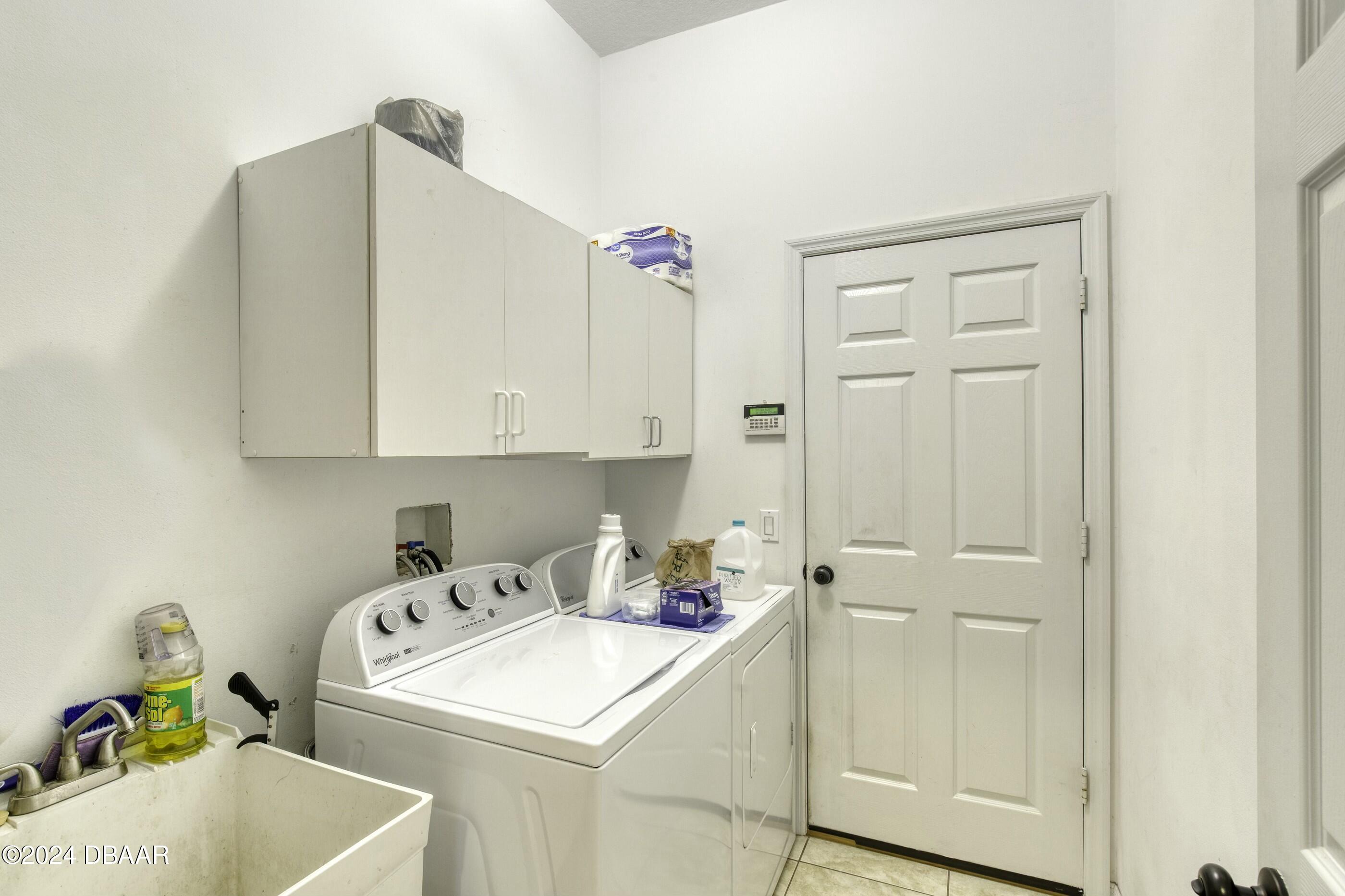 4660 Tree Top Lane Edgewater, FL 32141 - Photo 42 of 66 tempImageRFW8LK
