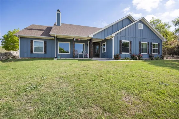 $467,500 | 1445 Lakeside Drive, Bluff Dale, TX 76433
