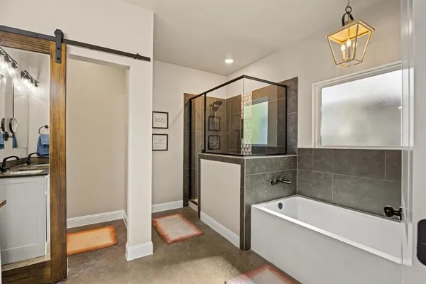 $467,500 | 1445 Lakeside Drive, Bluff Dale, TX 76433