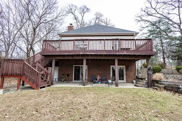 $1,034,000 | 6441 Blackhawk Trail, Indian Head Park, IL 60525