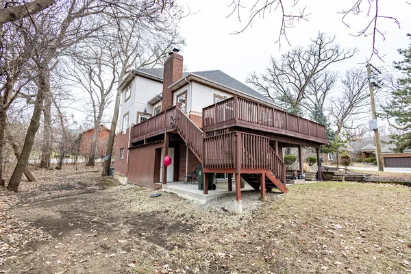 $1,034,000 | 6441 Blackhawk Trail, Indian Head Park, IL 60525